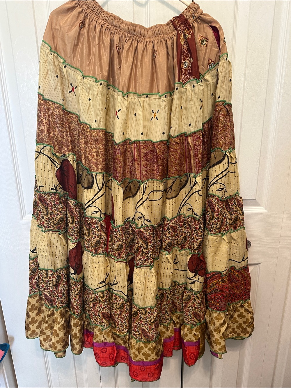 22. Bohemian Patchwork Maxi Skirt With Pockets - Picture 3 of 3